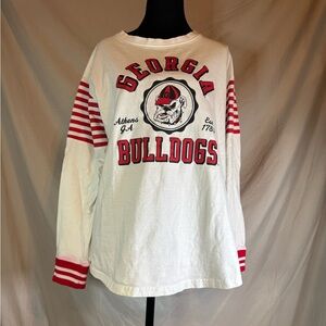 NCAA Georgia Bulldogs Women’s Long Sleeve Tee 🐶🏈
Three Square by Royce Apparel